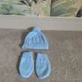 Hand knitted Hat & Mittens 0-6 Months Image 3