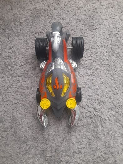 large hotwheels car