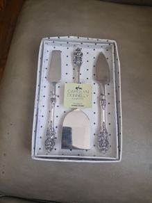 cheese knives
