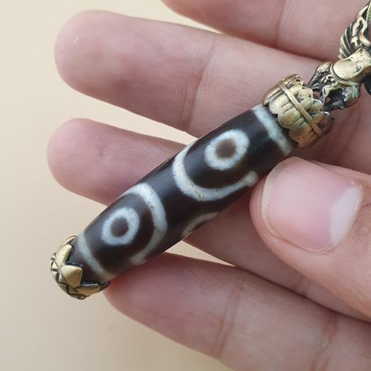 Vintage 6 Eyes Hiamalyan Tibetan Agate Bead Brass Pendant