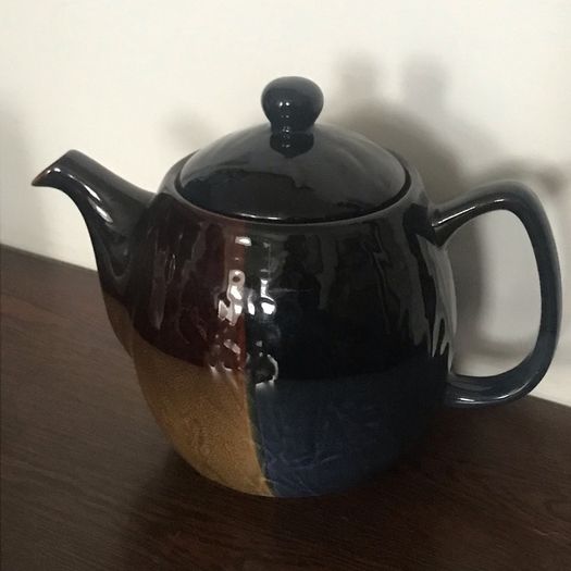 Carriag Donn Teapot
