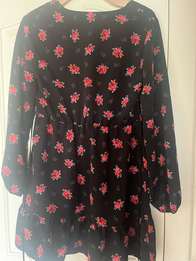 Brand new New look black floral mini dress with long sleeves and frill
