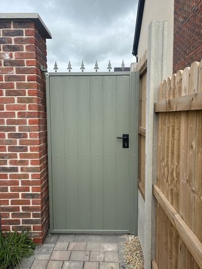 Side Gates