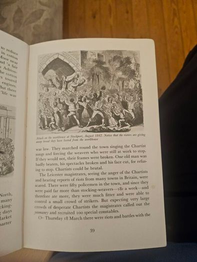 The Chartists. By Peter Searby. First Edition 1967 Paperback In Good Condition.  See Photos For Same.