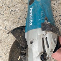 Large makita angel grinder