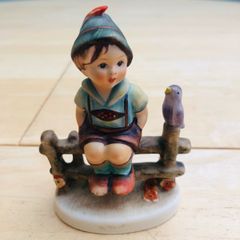 Vintage Hummel Figurine