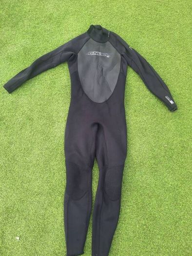 ONEILL wetsuit plus 2 kids wetsuits