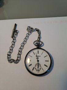 pocket watch wind up