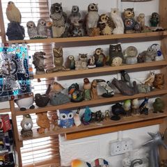 Bird figurines