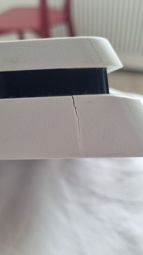 Playstation 4 Slim White