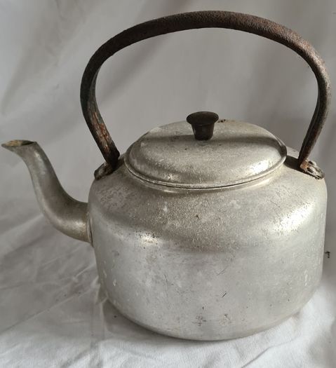 vintage tea pot