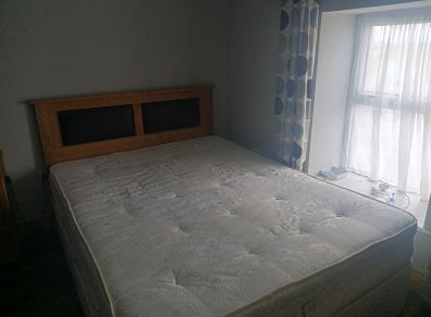 King size bed