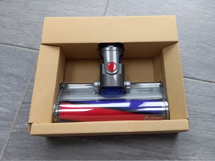 Dyson Cleaner head