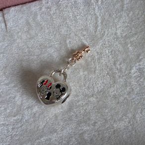 Pandora Disney Mickey Mouse&Minnie Mouse padlock heart charm with a cute dangling key 14k gold plated perfect condition