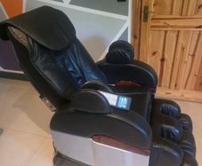 reclining massage chair