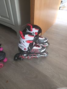 Roller blades