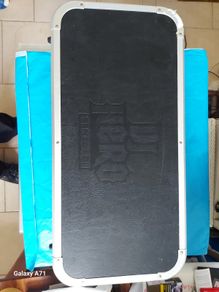 DJ HERO Renegade for WII, in excellent like new condition
