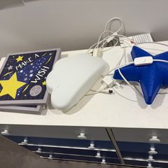 Free small chest of drawers, with pictures and lamps to match