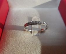 18ct White Gold Diamond Ring
