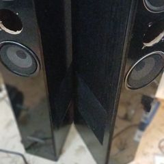 Speakers with subwofer