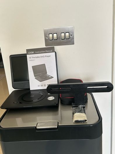 dvd player