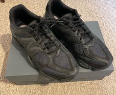 new balance 9060 triple black 11.5UK