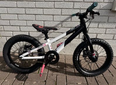 Commencal Ranones 16 kids bike