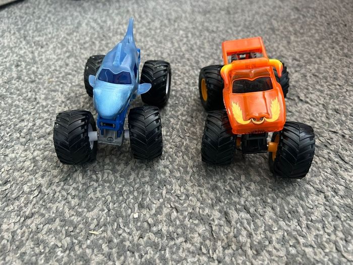 monster truck track