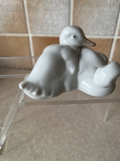 Donegal China Dog & Neo Porcelain Ducklings
