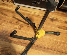 Hercules Guitar Stand