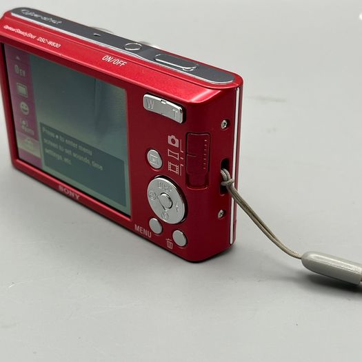 Sony Cyber-shot DSC-W830 20.1MP Digital Camera Red - Boxed - Full Kit