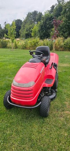 Honda HF2417 Ride on mower
