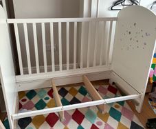 Free Ikea cot