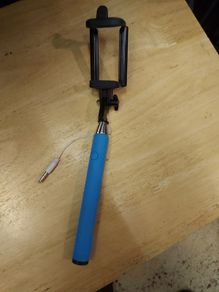 Extendable Selfie Stick Blue