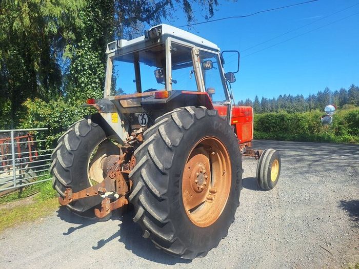 Massey Ferguson 399