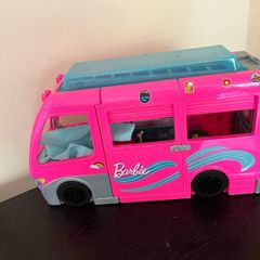 Barbie Camper Van + 2 Barbies
