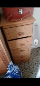 pine chest of drawers