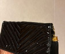 chanel vintage 24k Gold Plated Chevron Patent clutch