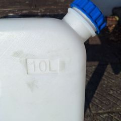 10 ltr water tank/container.