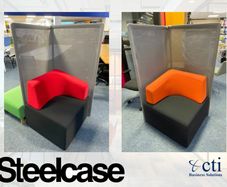 4 X Steelcase B Free Lounge Chairs & Screens