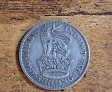 Great Britain UK 1932, One Shilling, George V, Silver Coin - free standard postage