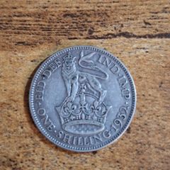 Great Britain UK 1932, One Shilling, George V, Silver Coin - free standard postage