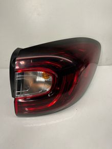 RENAULT CAPTUR Tail Light Rear Lamp O/S 2017 5 Door Hatchback RH  A2l16b26s