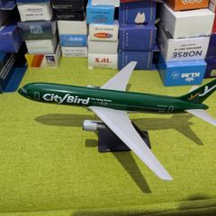 City Bird 1:200 scale model airplane, Boeing 767-300 aircraft