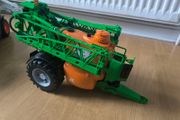 Amazing UX 5200 Farm toy