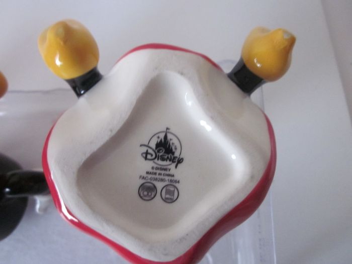 Disney Mickey/Minnie Egg Cup Set