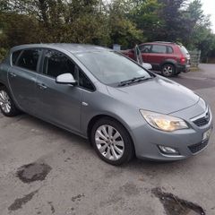 Opel Astra 2012