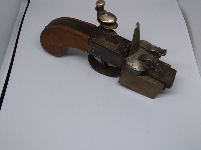 Dunhill Tinder Pistol Flintlock Vintage Desktop/Table Top Lighter