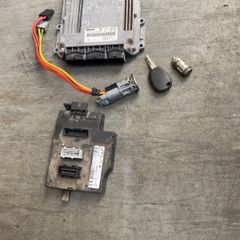 Trafic Vivaro Primastar 06 - 14 ECU Key Kit