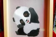 Handmade double-sided silk embroidery Giant Panda table screen home decor Unique gift Suzhou embroidery